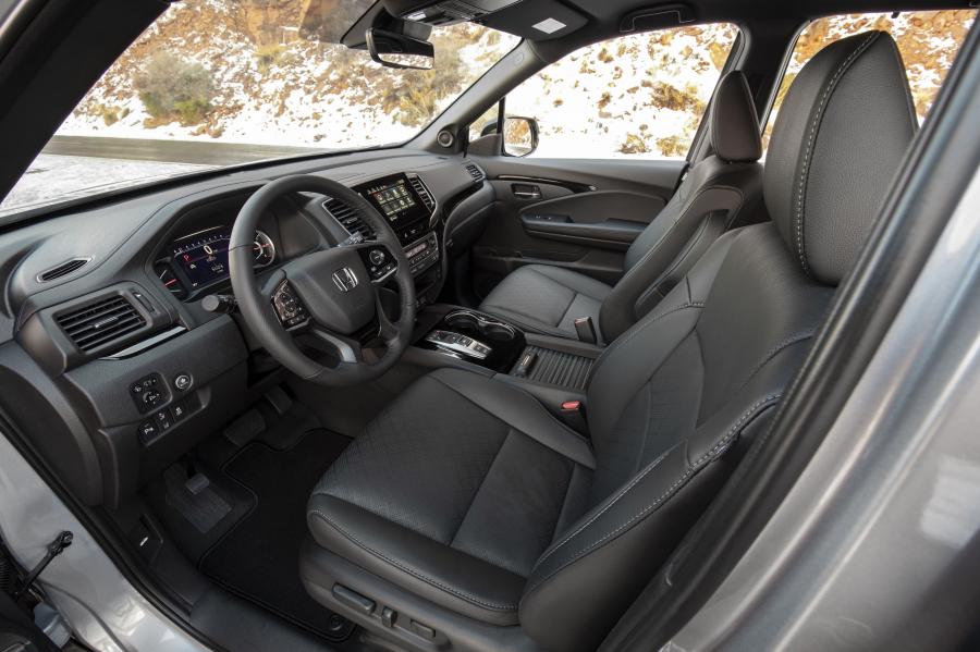 Интерьер Honda Passport 2019 года  (фото 41 из 53)